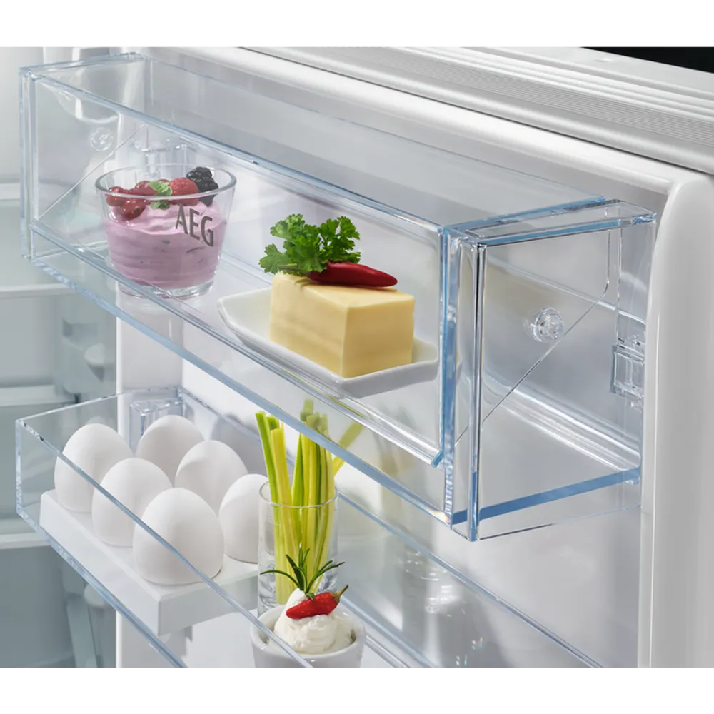 AEG OSC6N181ES Integrated Frost Free Fridge Freezer White