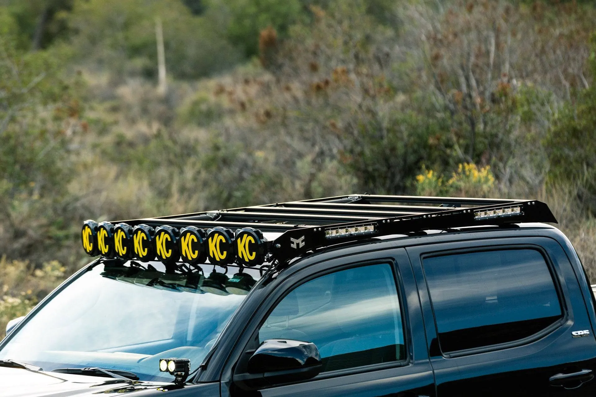 KC HiLiTES 50" Gravity LED PR06 Roof Rack - 2005  Toyota Tacoma DBL Cab (92232)