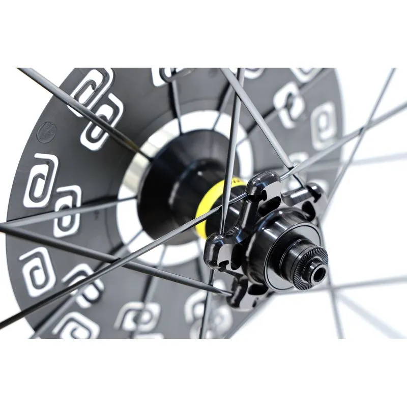 Mavic Comete Pro Carbon Road Rear Wheel, 700c, 9x130mm Q/R, 20H, Rim Brake, 10/11speed